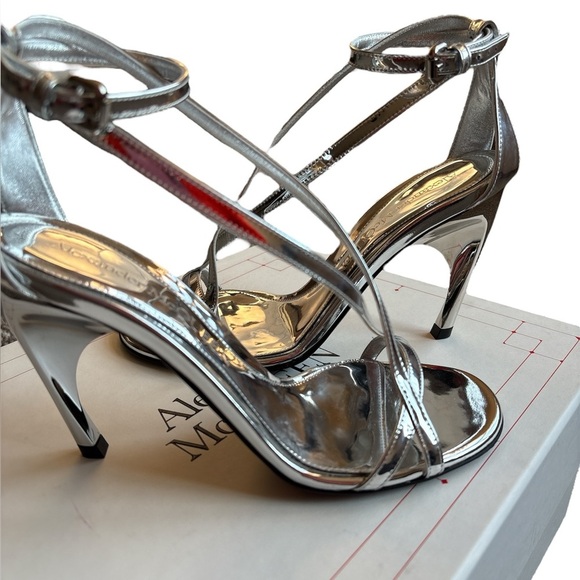 Alexander McQueen Metallic Silver Mirror Sandal Heels Ankle Straps Size 36 New - Picture 8 of 14